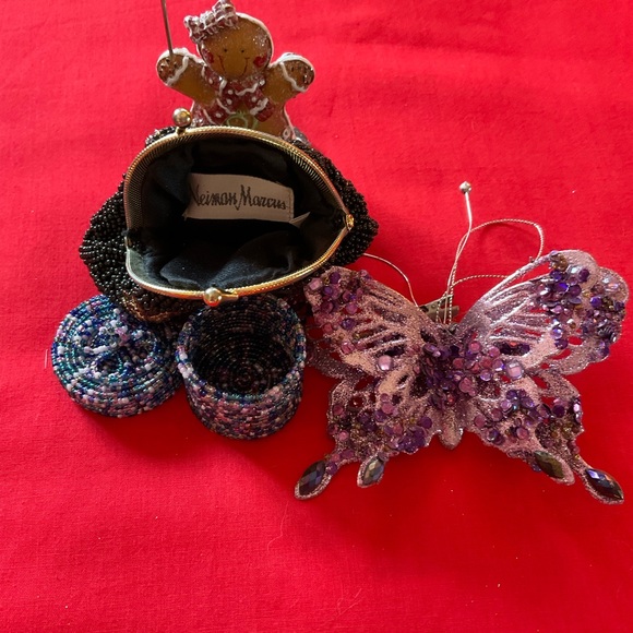 Neiman Marcus - Picture 2 of 3